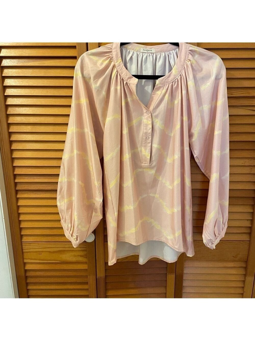 SundayUp Peach Yellow Blouse Size Medium Long Sleeve Gathers Elegant
